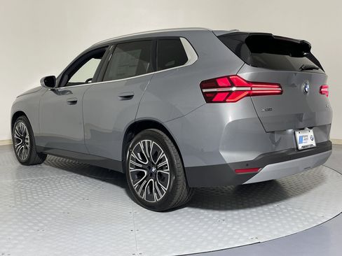 Used 2025 BMW X3 xDrive30i w/ Premium Package image 3