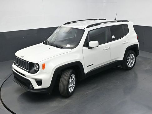 Used 2021 Jeep Renegade Latitude image 31