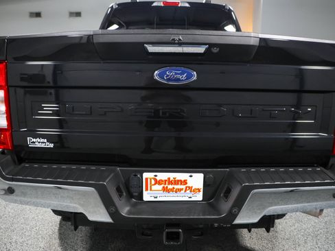 Used 2022 Ford F250 Lariat w/ Tremor Off-Road Package AWD/4WD image 8