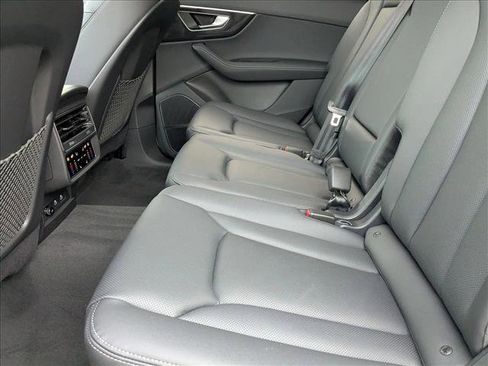 New 2026 Audi Q7 3.0T Premium Plus AWD/4WD image 15