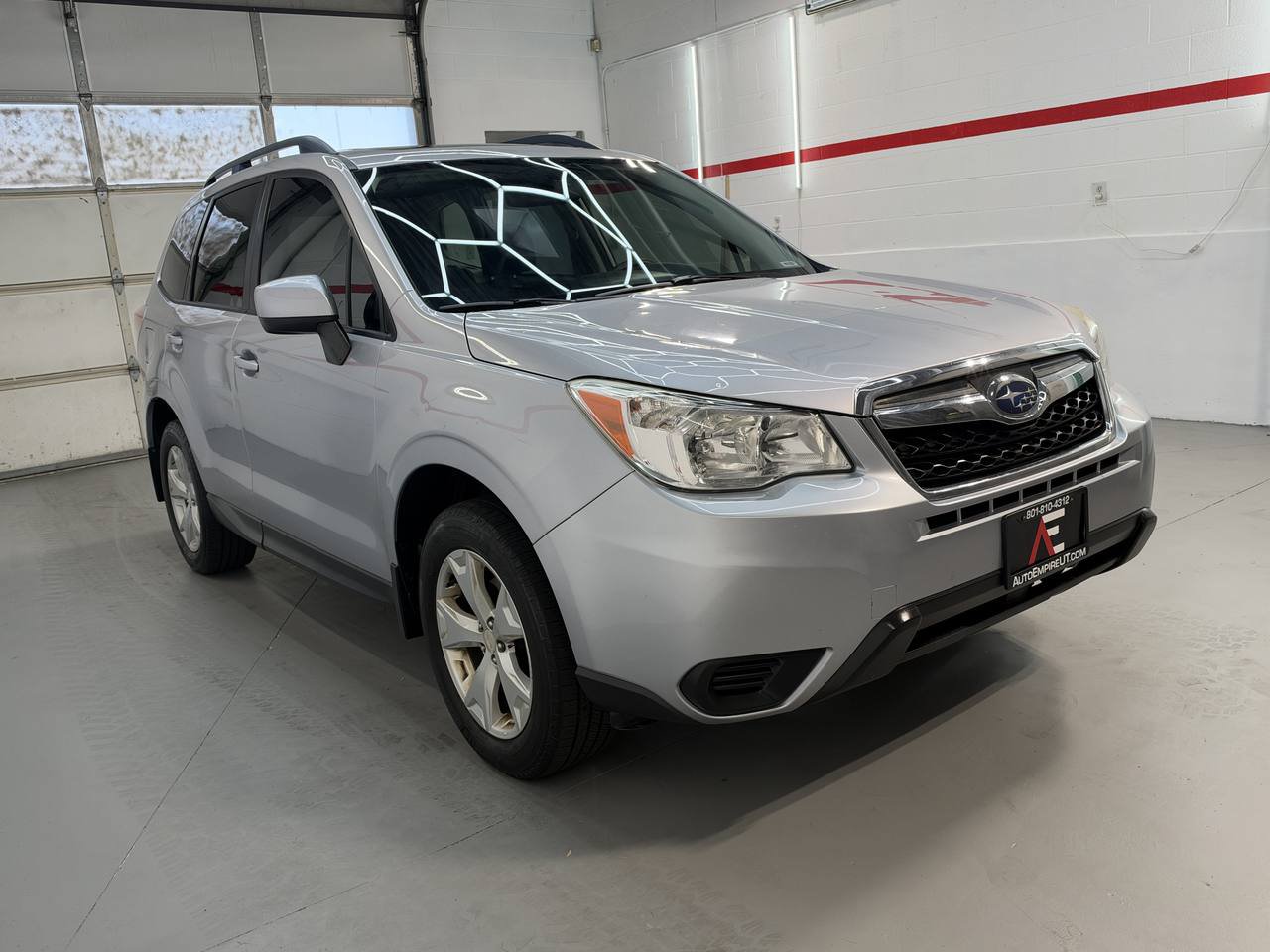Used 2016 Subaru Forester 2.5i Premium w/ All-Weather Package AWD/4WD image 10