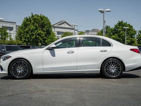 Used 2023 Mercedes-Benz C 300 4MATIC Sedan image 4