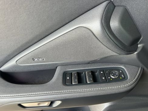 Used 2026 Lexus TX 500h AWD w/ Technology Package image 8