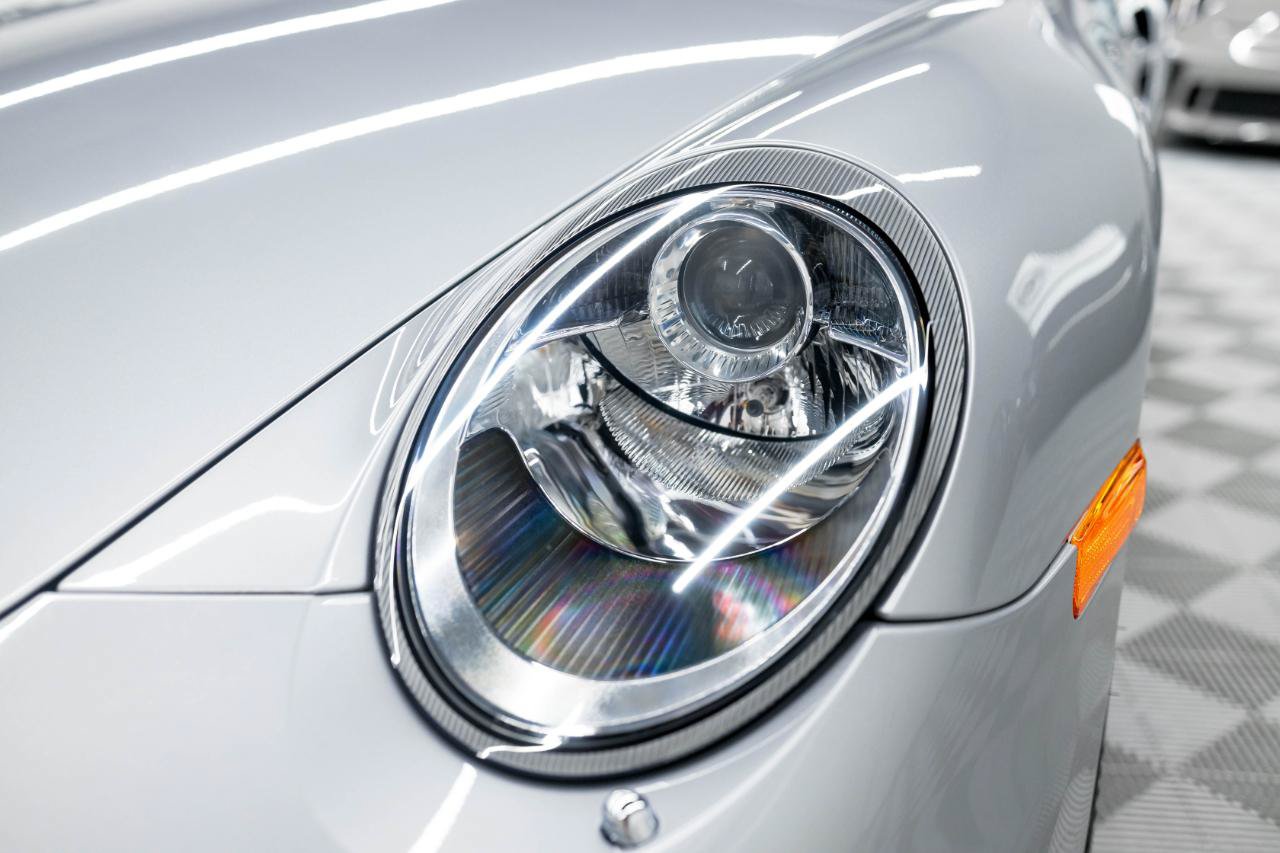 Used 2010 Porsche 911 Turbo AWD/4WD image 16