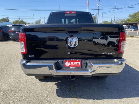 Used 2024 RAM 2500 Tradesman w/ Chrome Appearance Group image 19