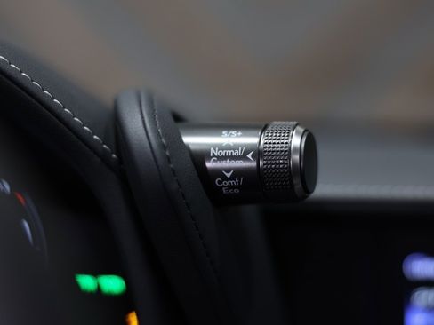 Used 2022 Lexus LC 500 500 w/ Touring Package image 45