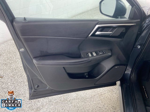 Used 2025 Mitsubishi Outlander SE FWD image 15