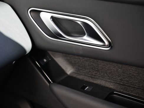 New 2026 Land Rover Range Rover Velar Dynamic SE image 47