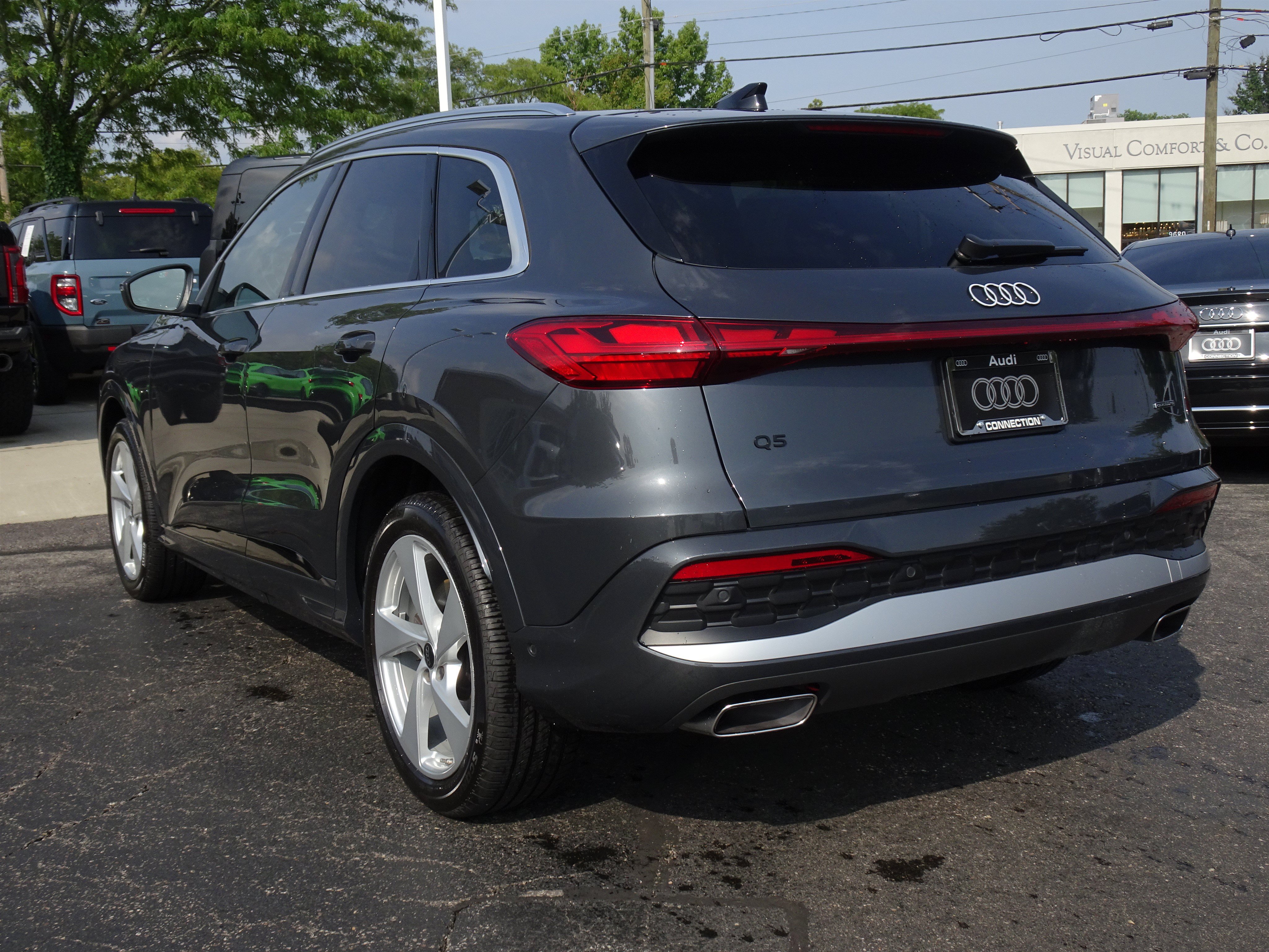 Certified 2025 Audi Q5 Prestige AWD/4WD image 3