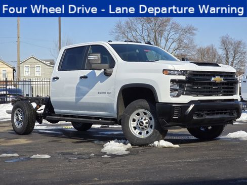 New 2026 Chevrolet Silverado 3500 W/T w/ WT Convenience Package AWD/4WD image 1