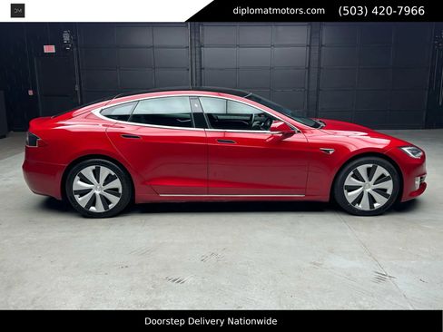 Used 2020 Tesla Model S AWD image 8