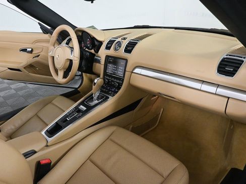 Used 2013 Porsche Boxster RWD image 18