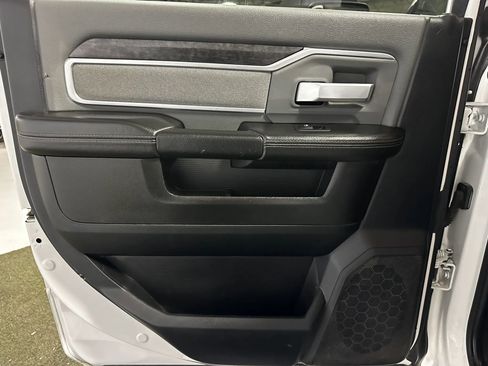 Used 2019 RAM 3500 Big Horn AWD/4WD image 16