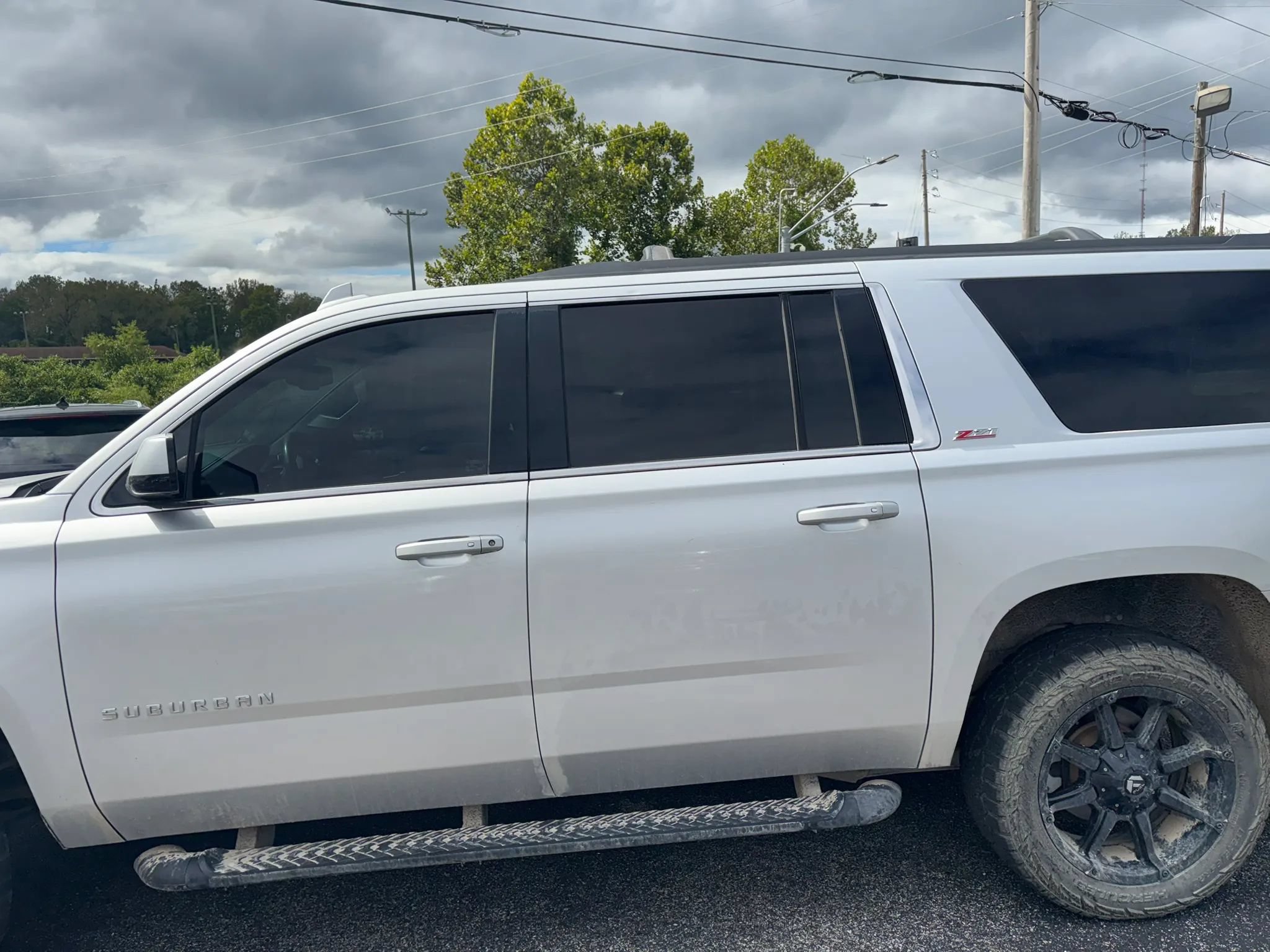 Used 2019 Chevrolet Suburban LT AWD/4WD image 5