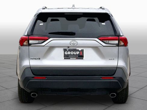 Used 2024 Toyota RAV4 XLE image 5