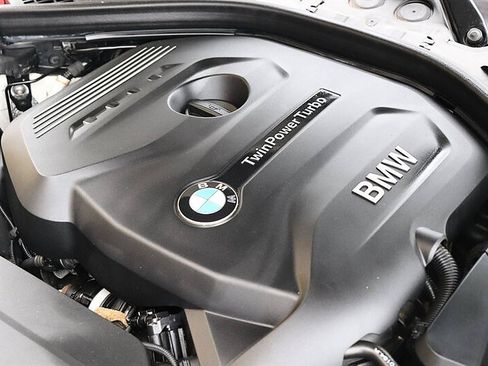 Used 2017 BMW 330i Sedan RWD image 45