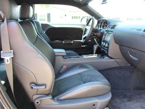 Used 2008 Dodge Challenger SRT8 image 15