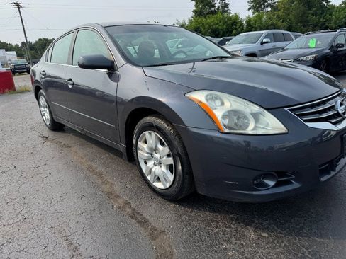 Used 2012 Nissan Altima Sedan FWD image 11