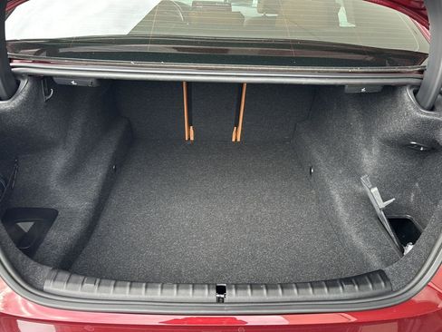 Certified 2023 BMW 540i w/ M Sport Package image 32