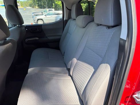 Used 2021 Toyota Tacoma SR5 RWD image 14