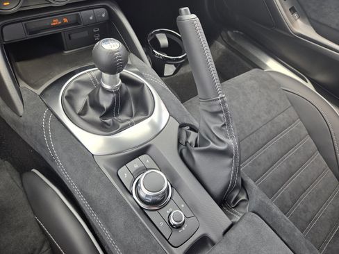 New 2026 MAZDA MX-5 Miata Club w/ Brembo/BBS Recaro Package RWD image 23