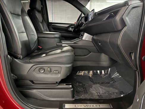 Used 2021 Chevrolet Suburban RST image 45