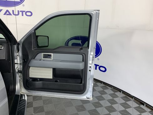 Used 2011 Ford F150 XLT w/ XLT Chrome Pkg RWD image 34