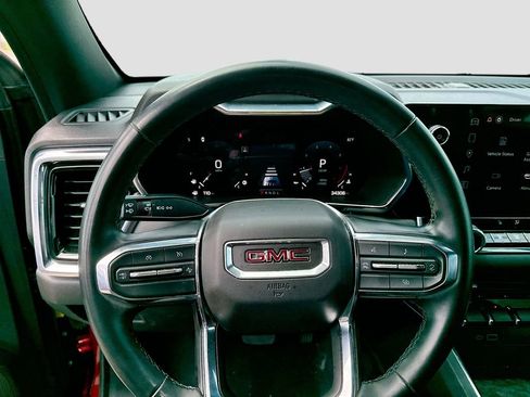 Used 2024 GMC Canyon Elevation w/ Elevation Premium Package RWD image 13