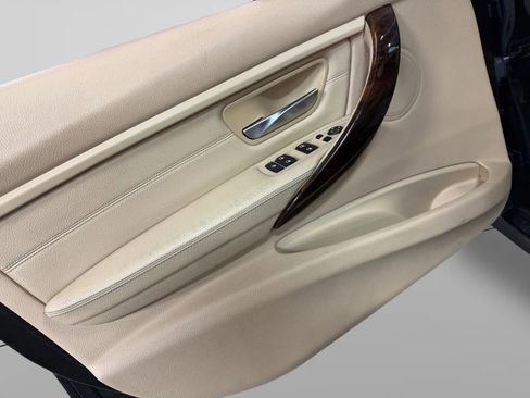 Used 2013 BMW 328i xDrive Sedan image 16