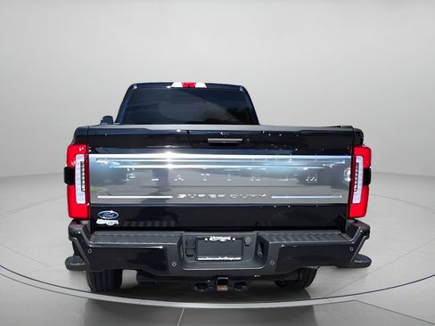 Certified 2023 Ford F350 Platinum image 25