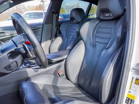 Used 2018 BMW M5 image 17