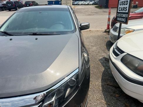 Used 2010 Ford Fusion SEL FWD image 17