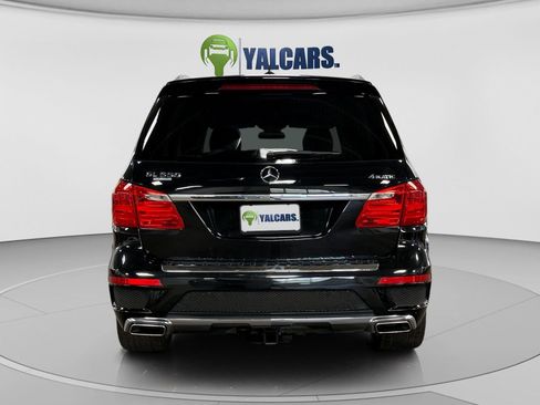 Used 2016 Mercedes-Benz GL 550 4MATIC image 4
