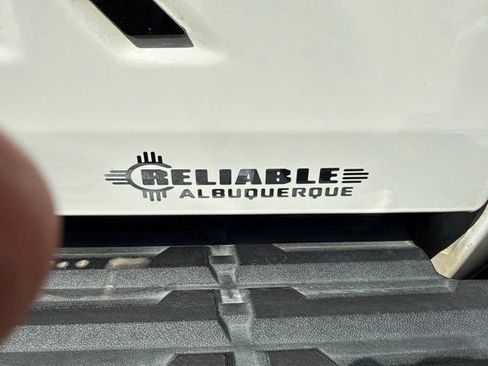 Used 2022 Nissan Frontier PRO-4X w/ Pro-4X Premium Package AWD/4WD image 7