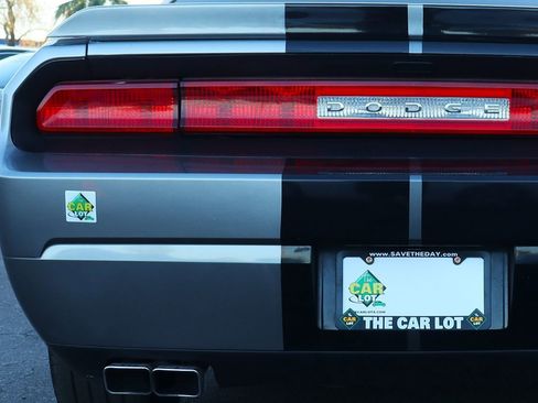 Used 2012 Dodge Challenger SRT8 image 19