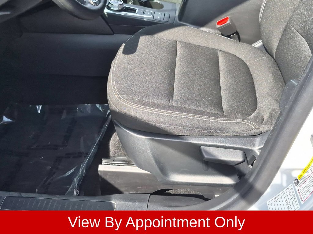 Used 2025 Ford Escape Active AWD/4WD image 21