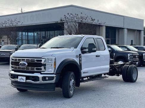 New 2026 Ford F550 4x4 Supercab Super Duty image 24