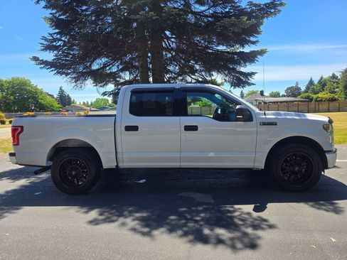 Used 2015 Ford F150 XLT w/ Equipment Group 301A Mid RWD image 7