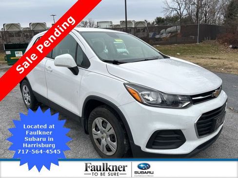 Used 2017 Chevrolet Trax LS image 1