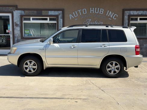 Used 2003 Toyota Highlander Limited AWD/4WD image 6