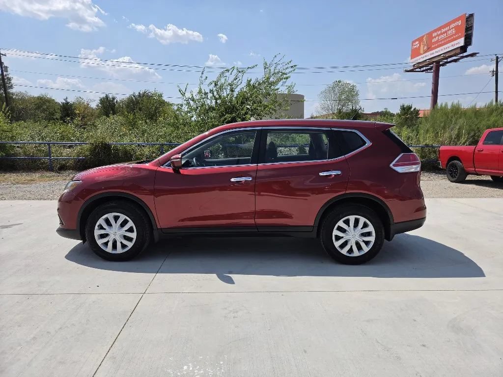 Used 2015 Nissan Rogue S FWD image 9