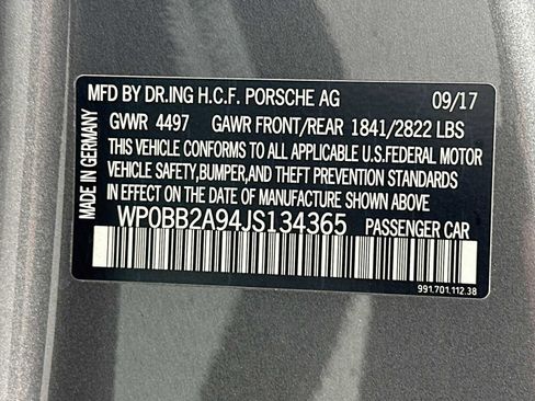Certified 2018 Porsche 911 Targa 4S AWD/4WD image 33