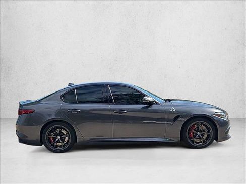 Used 2019 Alfa Romeo Giulia Quadrifoglio w/ Driver Assist Dynamic Package image 4