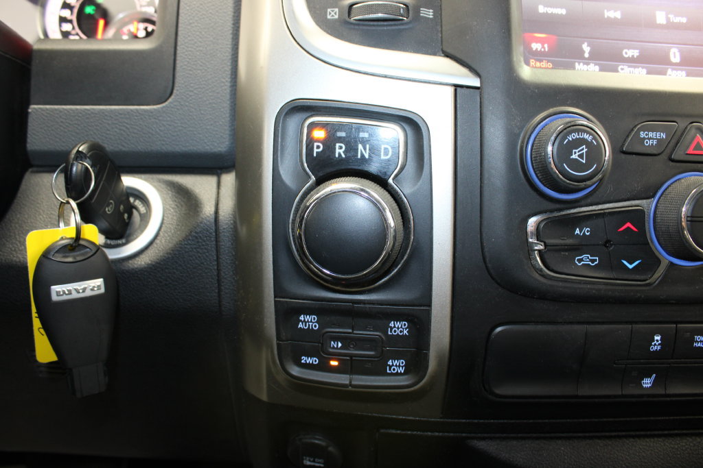 Used 2019 RAM 1500 Big Horn AWD/4WD image 11