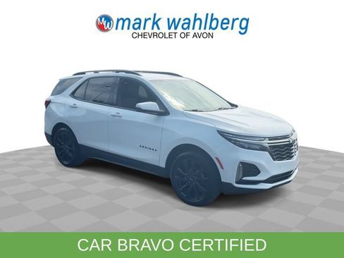 Certified 2022 Chevrolet Equinox RS w/ Infotainment Package AWD/4WD image 2