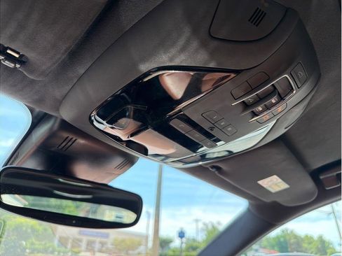 Used 2018 Maserati Ghibli RWD image 19