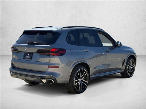New 2026 BMW X5 xDrive40i w/ M Sport Package image 2