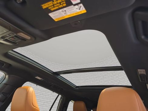 New 2026 Toyota Highlander Platinum AWD/4WD image 31