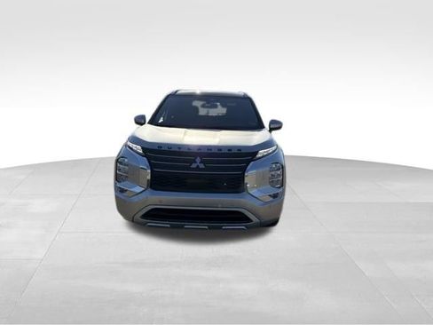 Used 2025 Mitsubishi Outlander SEL AWD/4WD image 8