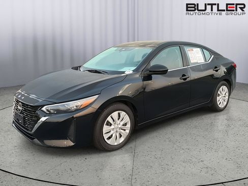 Used 2024 Nissan Sentra S FWD image 2
